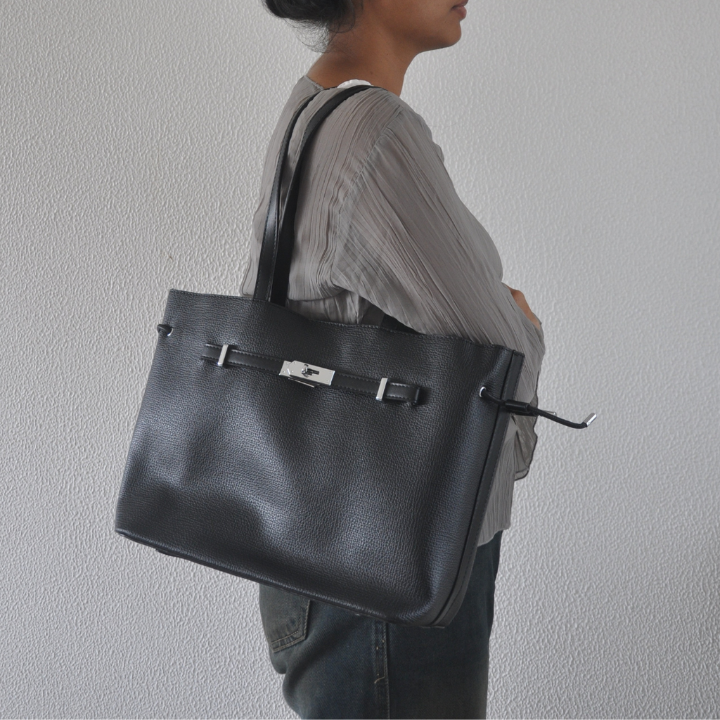 Atlas Black Bag