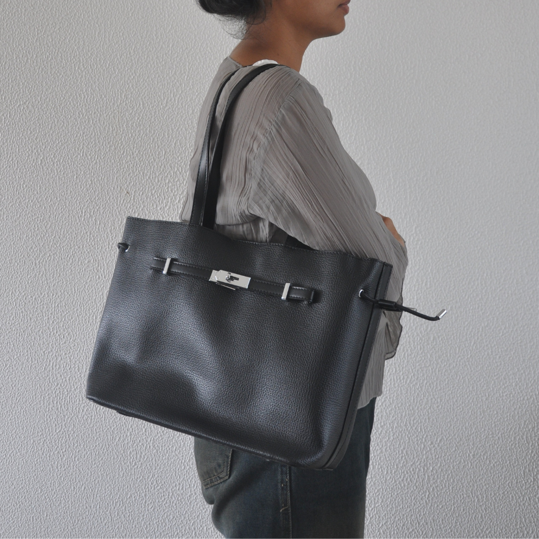 Atlas Black Bag
